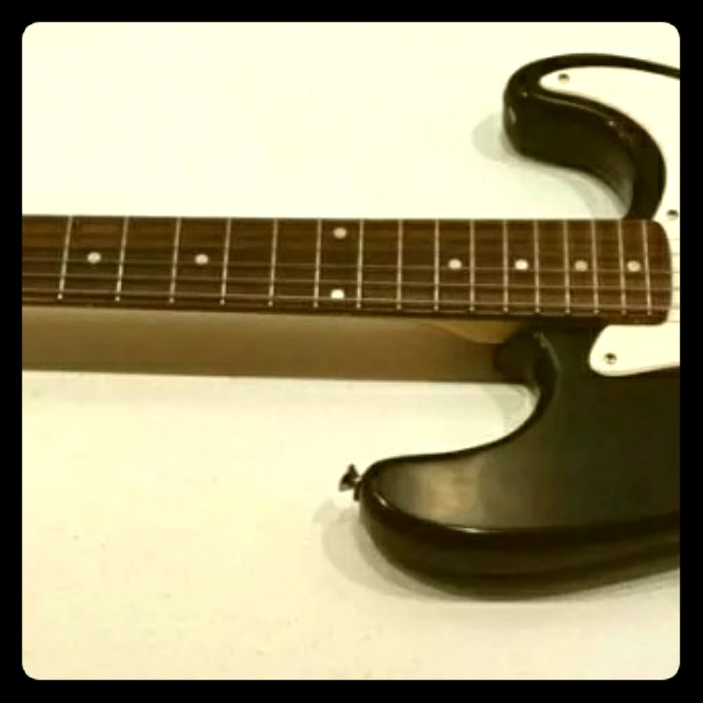 Vintage 1990 Korean Squire stratocaster